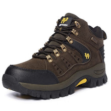 Charger l&#39;image dans la galerie, Mountain Desert Climbing shoes.
